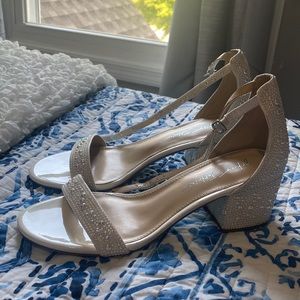 NWOT Betsey Johnson pearl block heels! Bridal shoes!